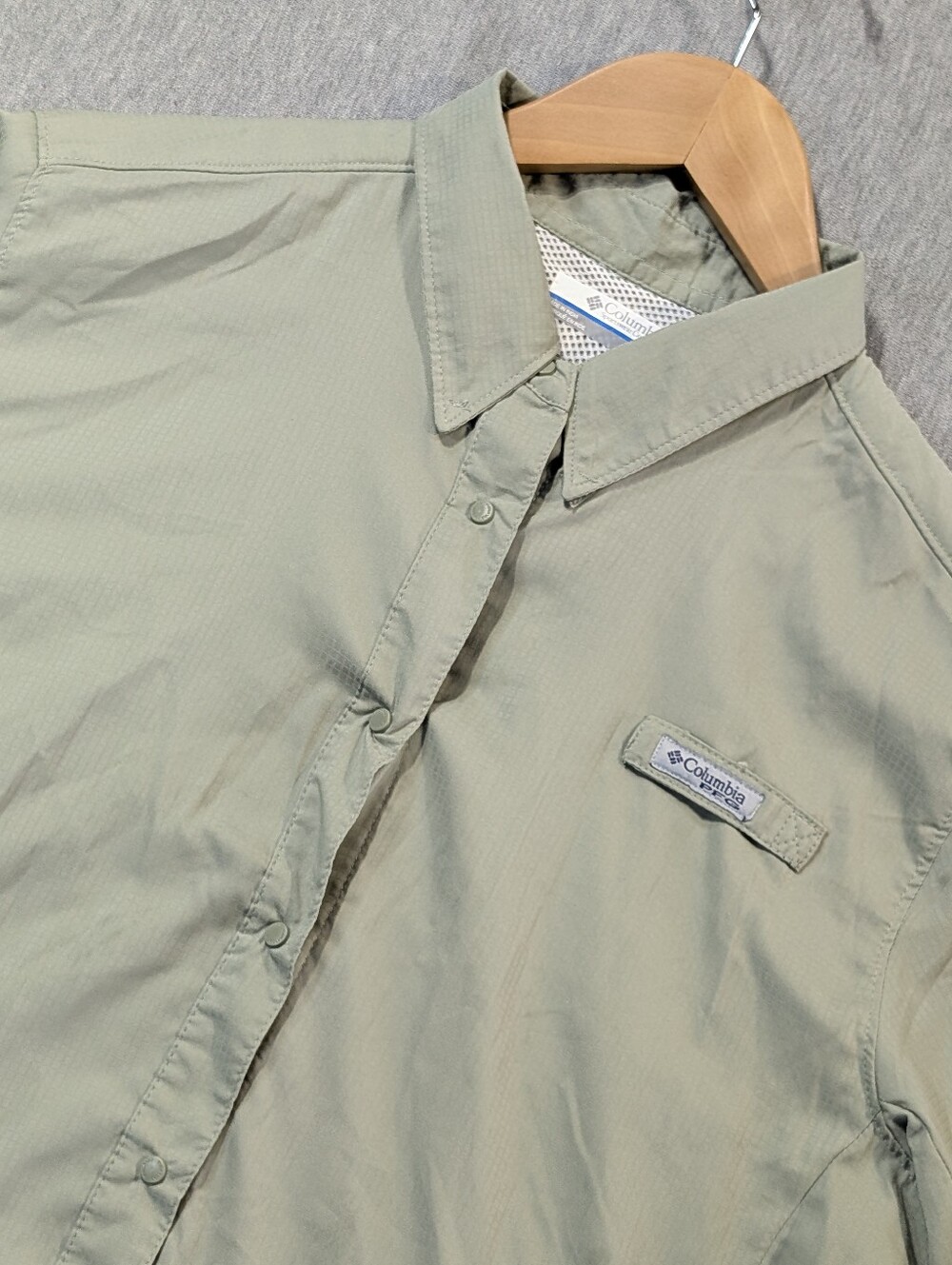 Columbia PFG Fishing Shirt Women's Large Light Green Omni-Shade